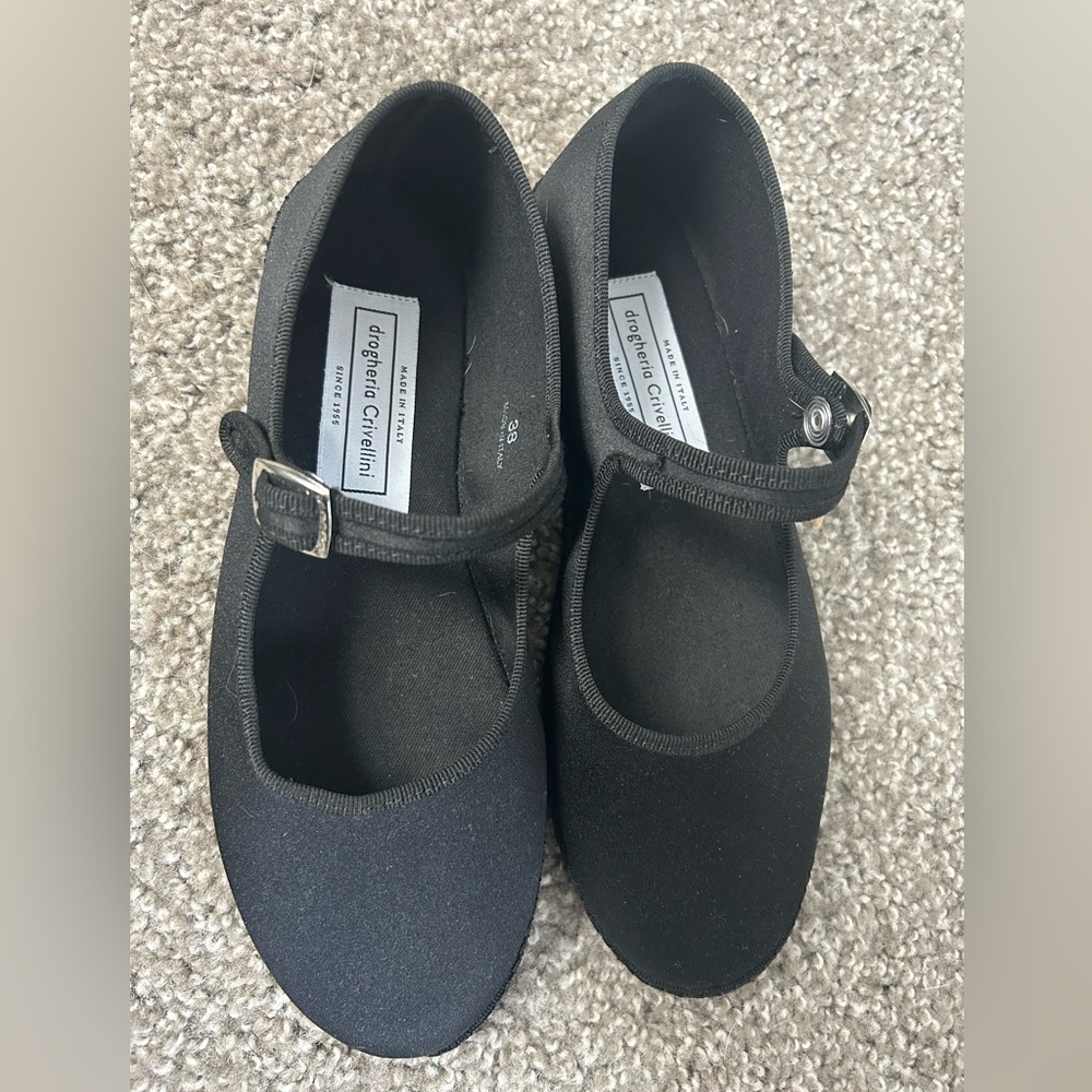 Black Mary Jane Flats by - Picture 4 of 9
